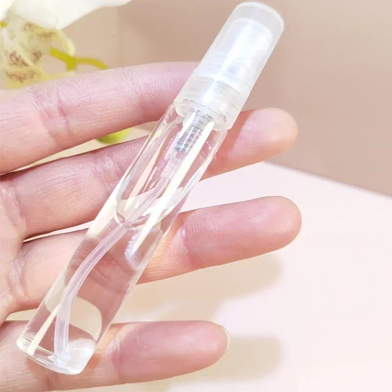 50個入り 2ml-10ml 空の透明ミニガラス香水スプレー - Perfume Fragrance Samples のレビューと価格