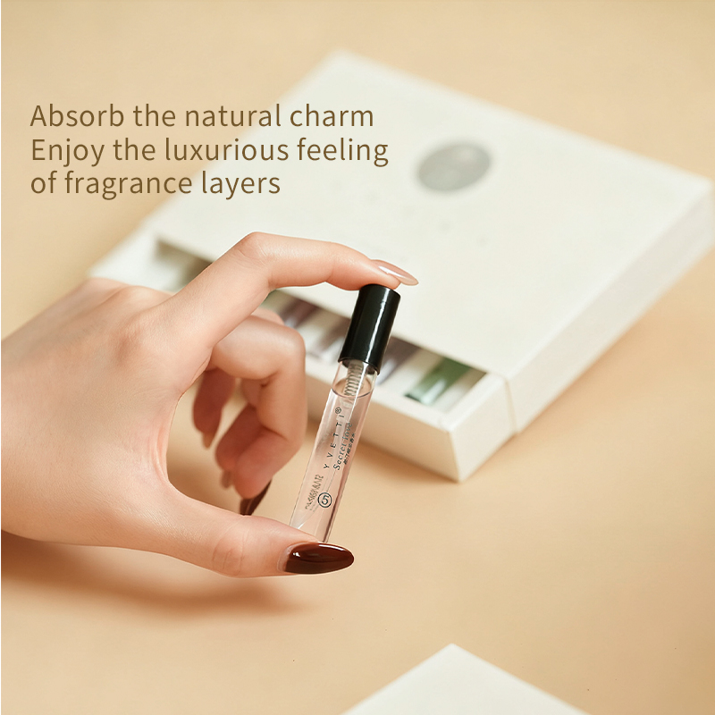HOPE CHRISTINE ラブ 6個入り ミニ香水サンプ - Perfume Fragrance Samples のレビューと価格