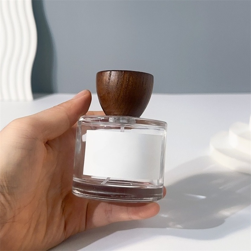 50/100ML ガラス製香水スプレーボトル 木製キャップ付 - Perfume Fragrance Samples のレビューと価格